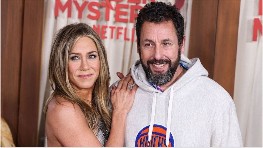 Adam Sandler : sa touchante attention envers Jennifer Aniston pour la soutenir dans son combat pour devenir mère
