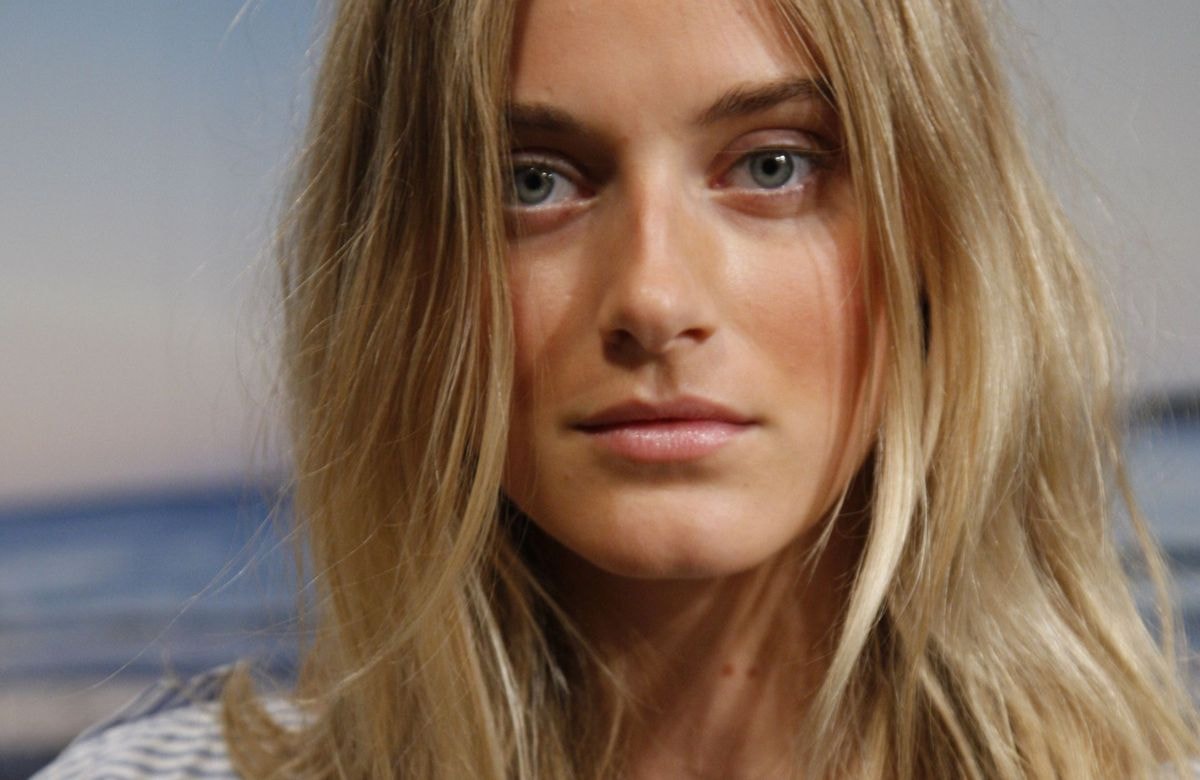 Les astuces des coiffeurs pour obtenir de véritables « beach hair » sans abîmer ses cheveux