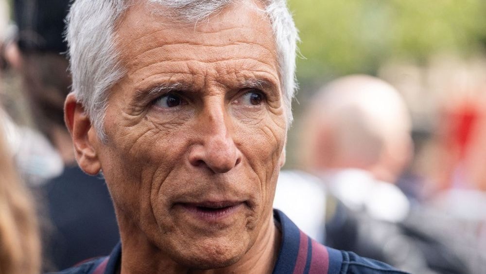 "Plus une thune" : Nagui fauché ? L'animateur fait des aveux déroutants