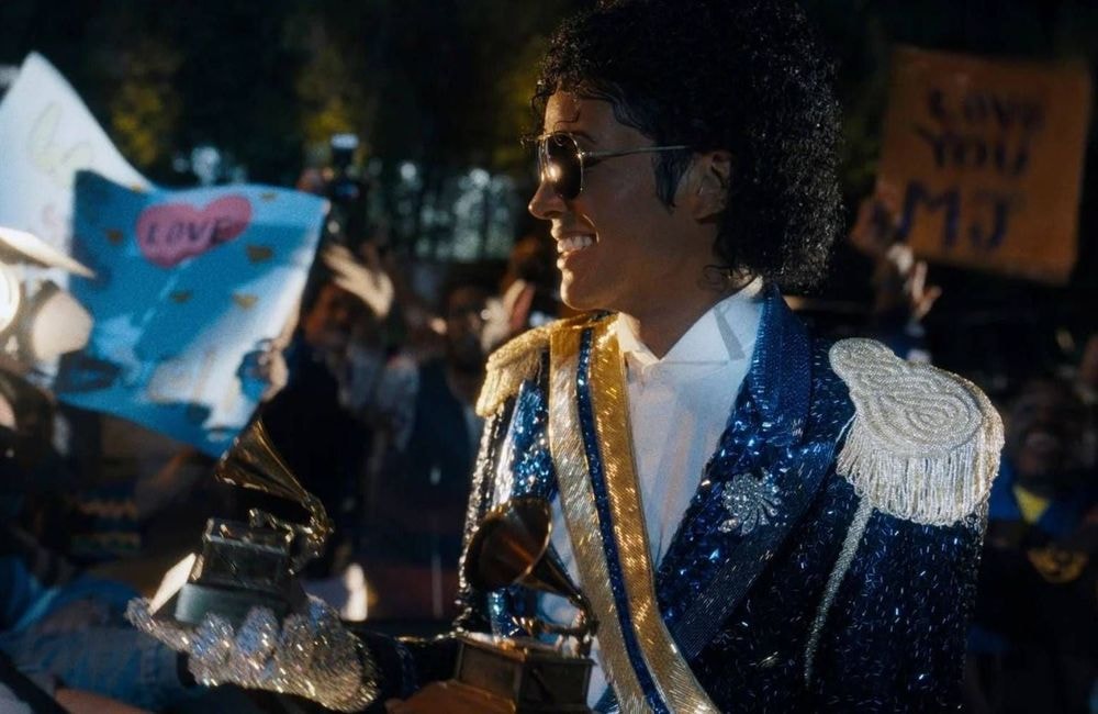 « Michael » : pourquoi les scènes évoquant les accusations de pédocriminalité ont été effacées du biopic