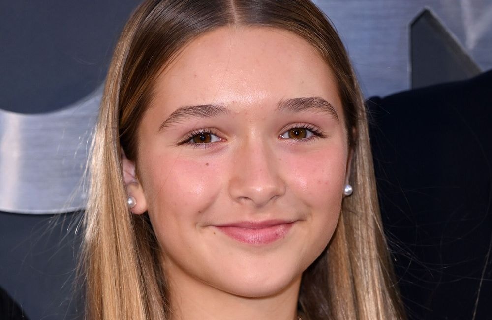 Harper Beckham : son vernis à ongles devient l’obsession beauté de l’été 2025
