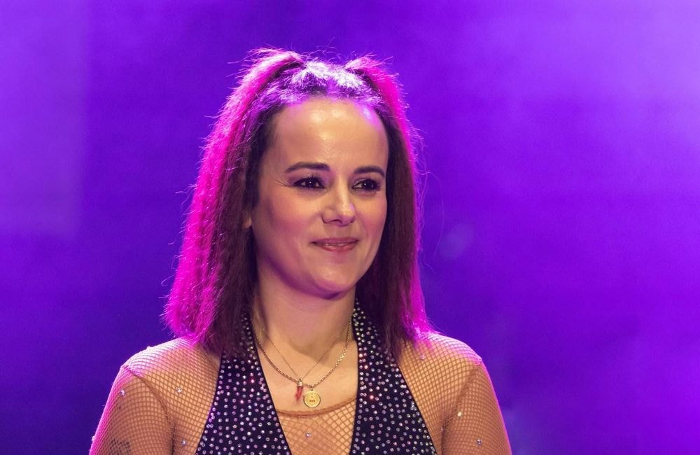 Alizée victime de grossophobie : arrêtons de figer les corps des femmes à 15 ans !