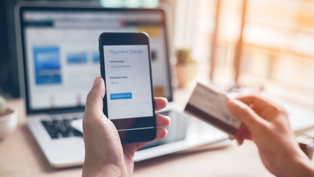 Banque en ligne : comment savoir si ma néobanque est une « vraie » banque ?