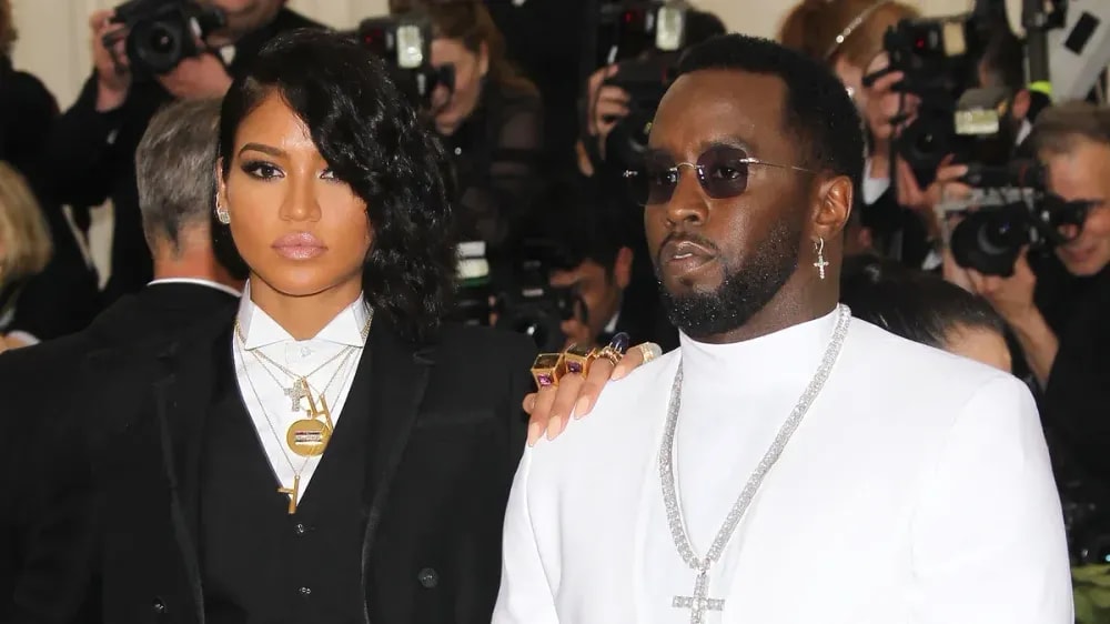 P. Diddy : Cassie balance tout, "Il voulait que je couche avec d'autres hommes pendant qu'il regardait"