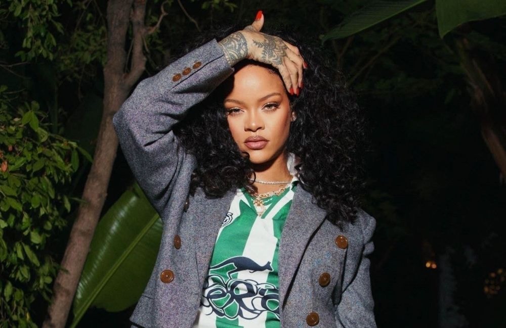 Rihanna coordonne son look à celui de ses fils pour Savage x Fenty