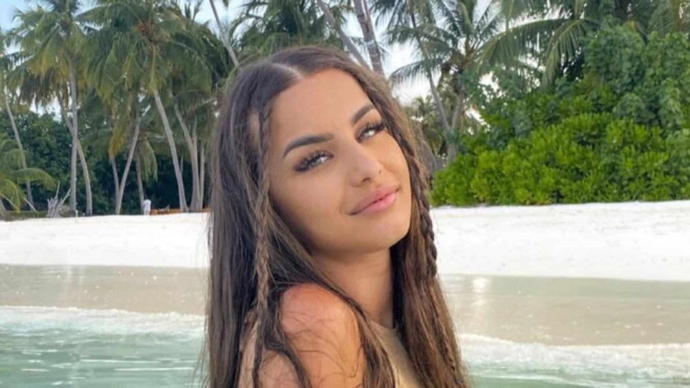 Kamila : enceinte de son troisième enfant ? Sa dernière vidéo enflamme la Toile !