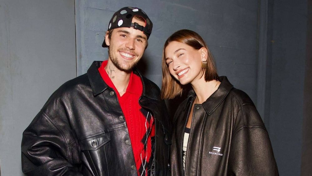 Hailey Bieber déformée : la femme de Justin prise sur le vif à la sortie d’une clinique esthétique et ça pique