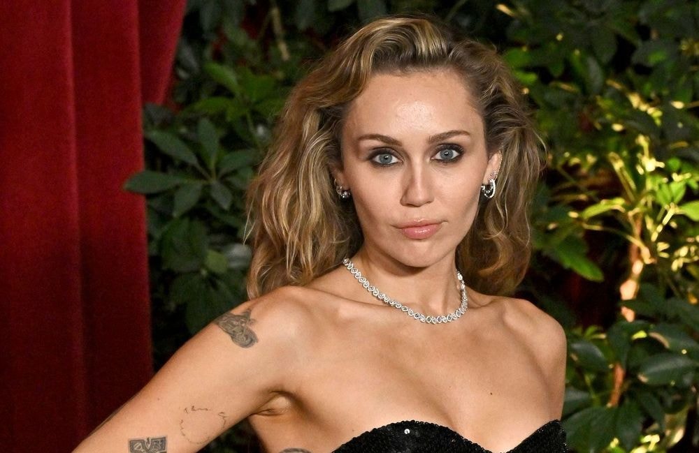Miley Cyrus fiancée : le touchant message de son père Billy Ray Cyrus après des années de tensions
