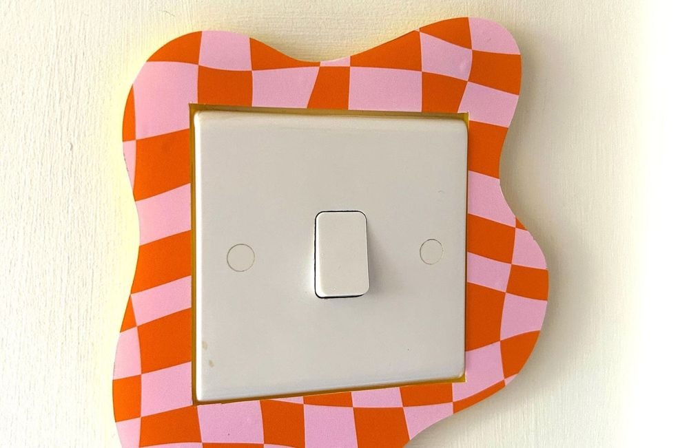 Le DIY en argile autodurcissante pour transformer ses interrupteurs