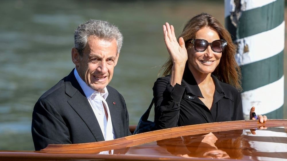Nicolas Sarkozy assigné à résidence : visite de son "Jardin d'Éden" où il séjourne avec Carla Bruni