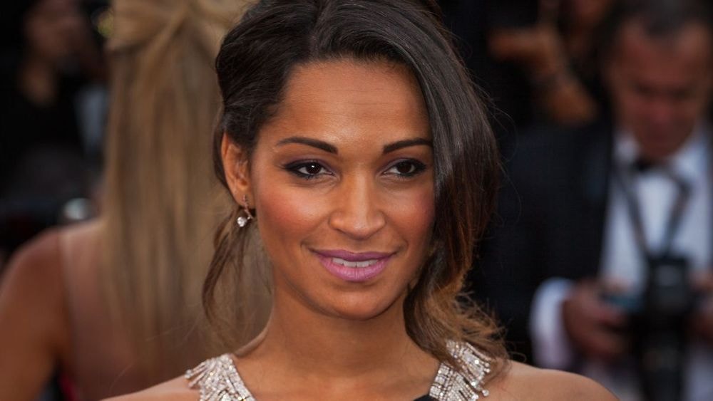 Cindy Fabre revient avec émotion sur son année de Miss France : "Ça a été un combat…"
