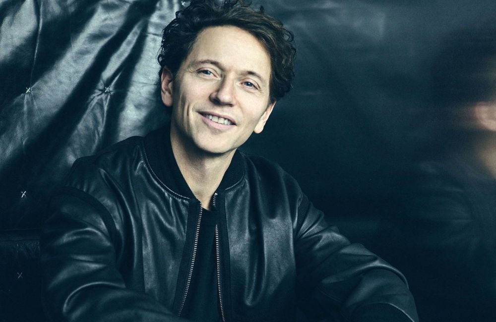 Raphaël : « J'ai peut-être écrit une cinquantaine de chansons pour ma femme »