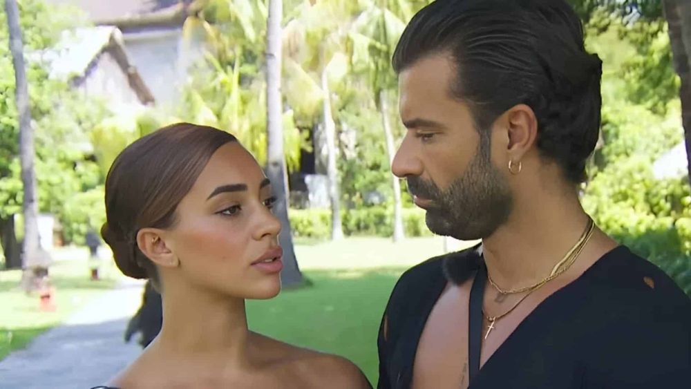 Marwa Merazka : enceinte de Vincent Queijo ? Les internautes en sont persuadés !