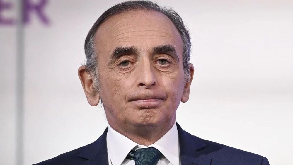 Éric Zemmour, "Juif d'Algérie", étonne sur la religion catholique : "Ça ne m'intéresse pas"