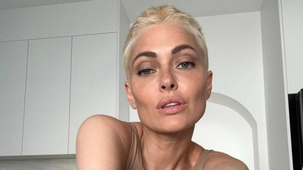"J’étais pas prête à…" : découvrez pourquoi Caroline Receveur ne voulait pas annoncer son cancer à ses proches