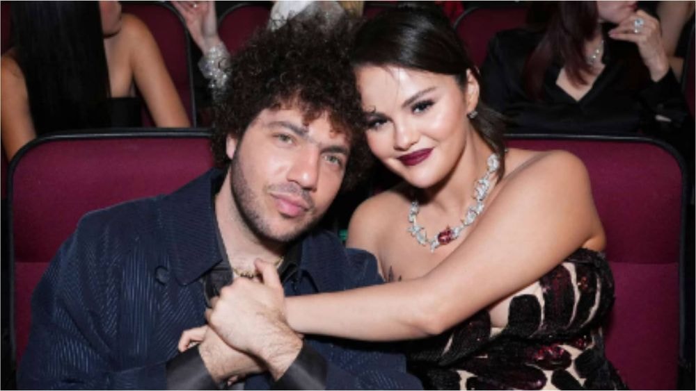 Selena Gomez : sur le point de se marier à son chéri Benny Bianco ? Un détail laisse peu de place au doute, regardez !