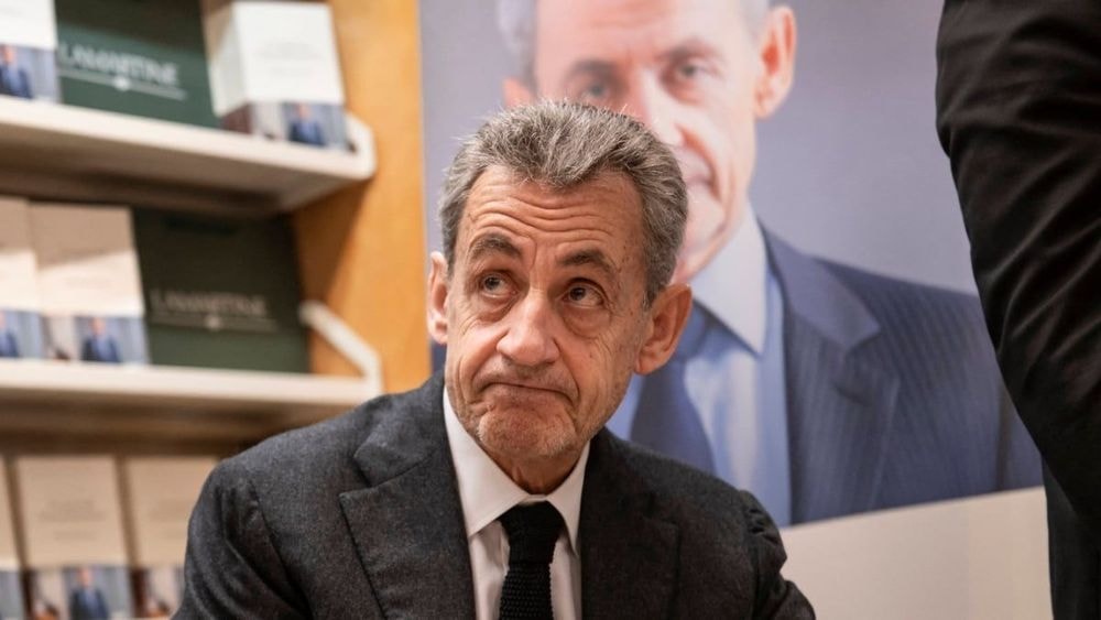 Nicolas Sarkozy a saccagé l'Elysée : "imbibé de poils et d’urine", ce "précieux" bien qu'il n'a jamais remboursé