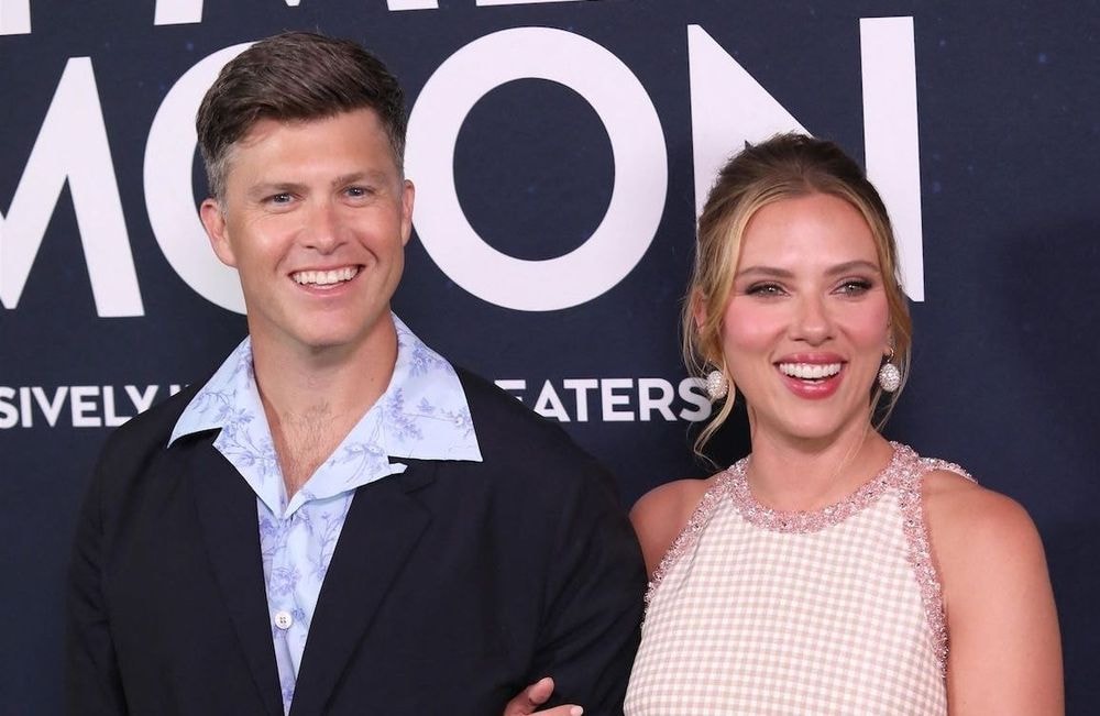 Scarlett Johansson : qui est son mari Colin Jost ?