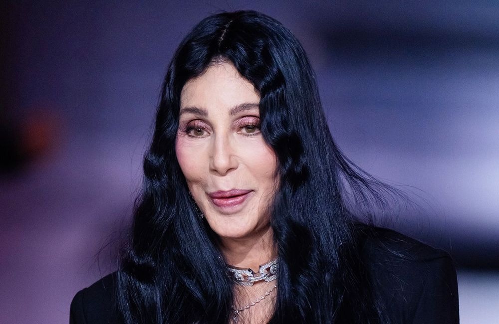 Transformée, Cher adopte une nouvelle coloration tendance