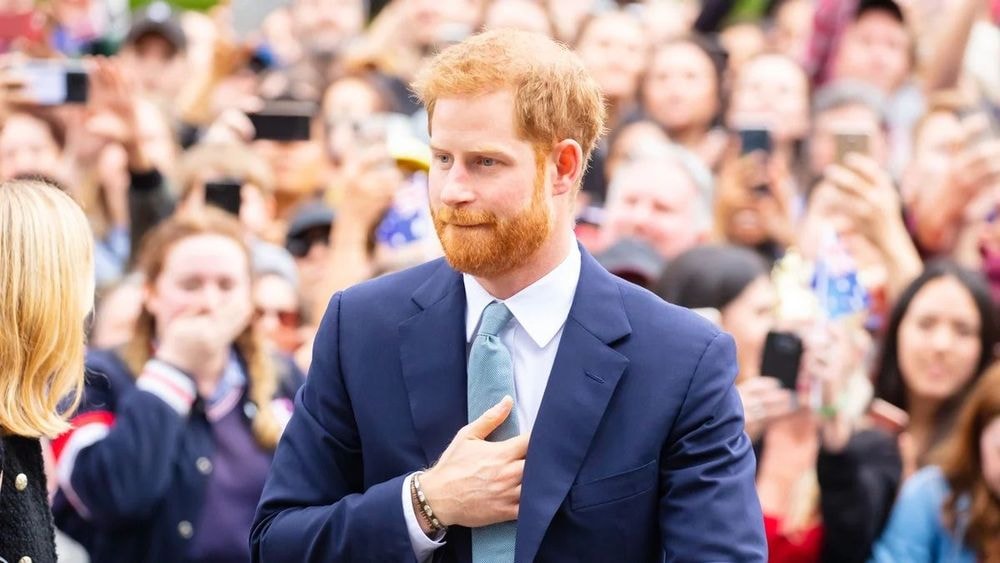 Tensions royales : Charles III et William refusent de voir Harry à Londres !