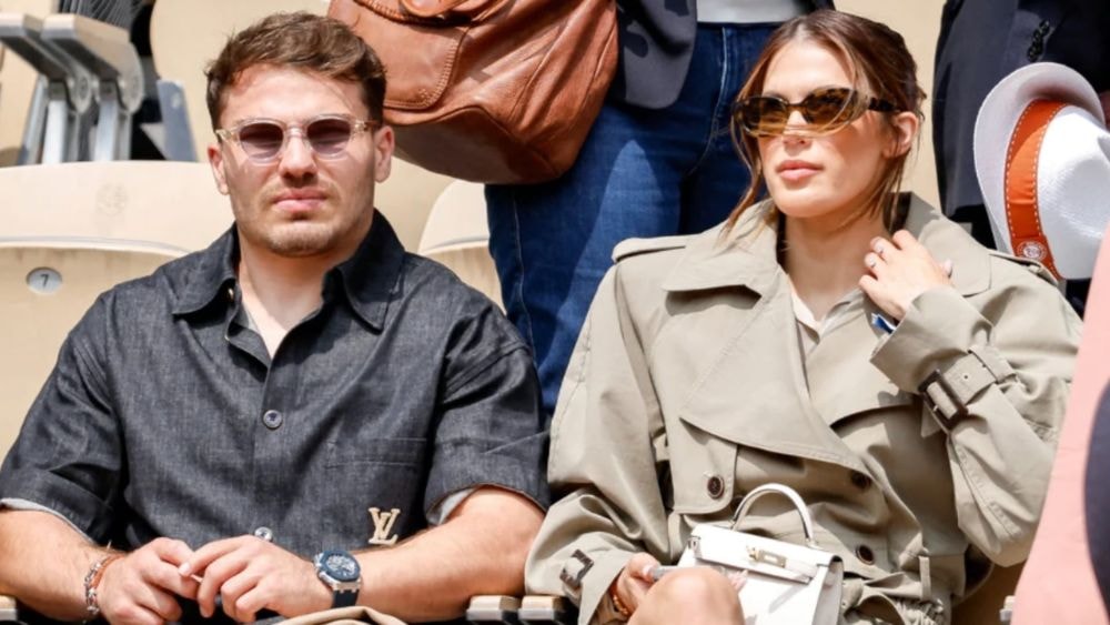 "J'entends ce qu'il se dit..." : Iris Mittenaere en couple Antoine Dupont, une mise au point s'impose !
