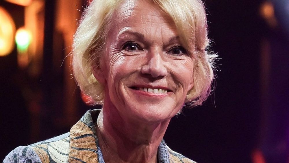 “C’est une course sans fin…” : Brigitte Lahaie cash sur le recours à la chirurgie esthétique