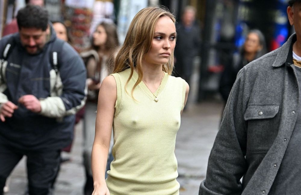Cette marque est la nouvelle obsession mode de Lily-Rose Depp