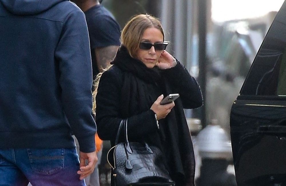 Chukka boots : Mary-Kate Olsen relance cette bottines oubliée qui séduit les adeptes du quiet luxury