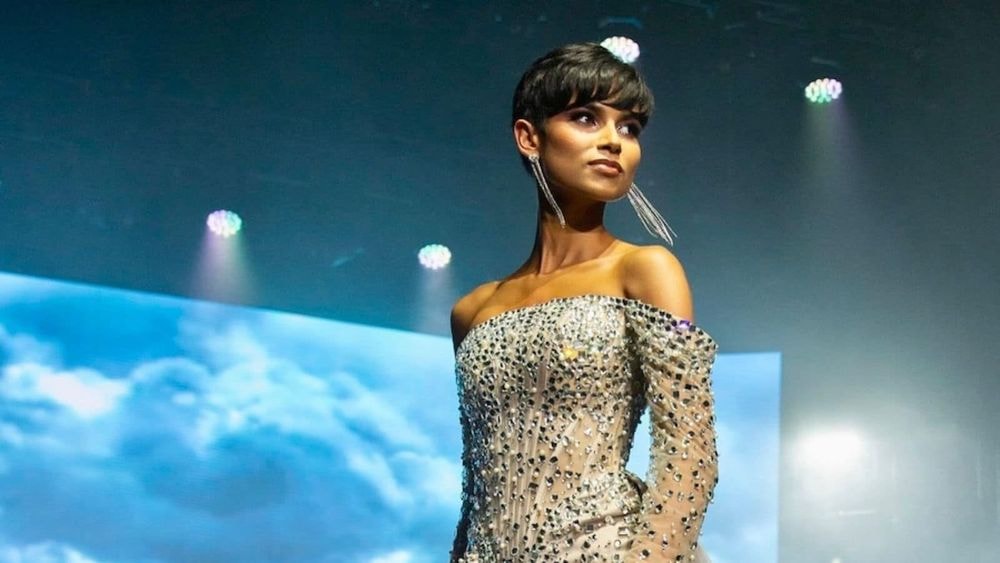Une première à Miss Univers ! Deux candidates en compétition avec Eve Gilles ont plus de 40 ans, voici leurs photos