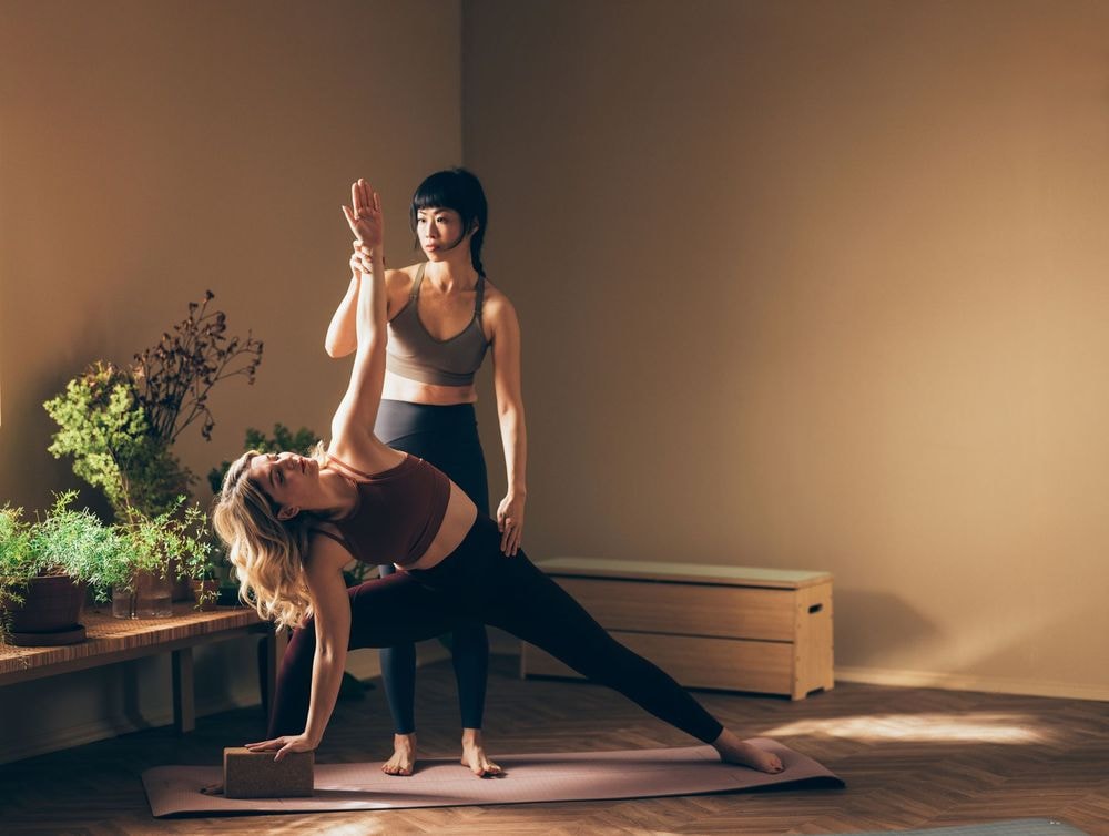 Voici 4 postures de yoga que vous faites sûrement mal