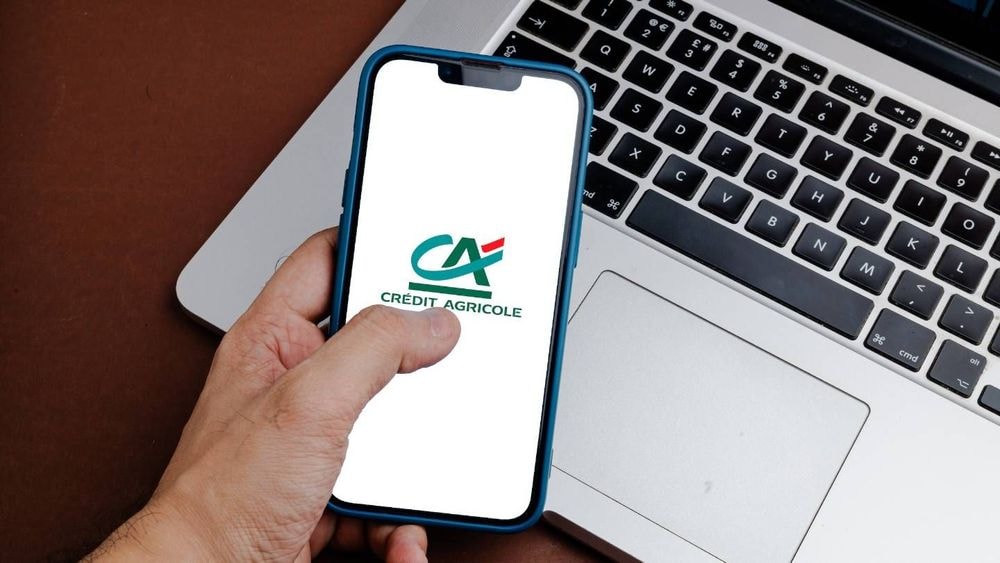 Crédit Agricole Centre Ouest : ces frais de carte bancaire qui s'appliquent à l'étranger