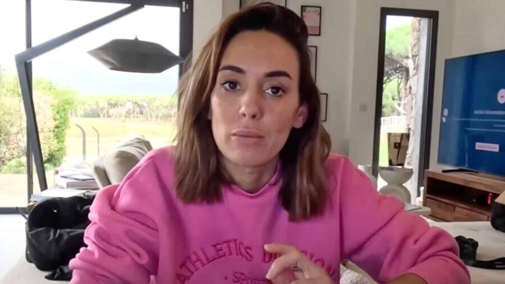 "Je me déteste vraiment" : Hilona fait de tristes confidences sur son nouveau corps de maman...