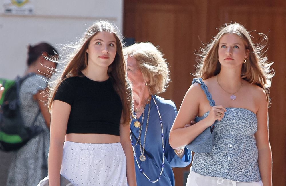 Voici les chaussures que Letizia d’Espagne et ses filles ne quittent pas de l’été