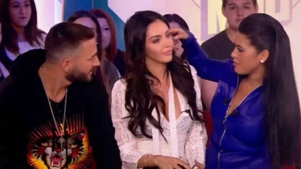 Fin de NRJ12 : Nabilla, Ayem Nour et toutes les "stars" de la chaîne réunies pour une dernière soirée "exceptionnelle", tous les détails !