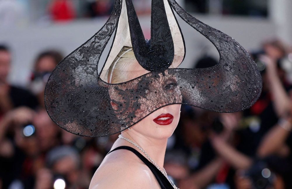 « J’ai changé » : Lady Gaga se confie sur ses anciennes addictions