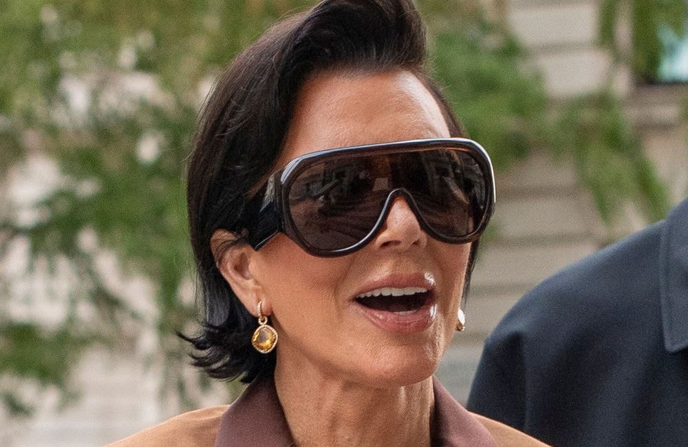 Nouveau look : la frange graphique de Kris Jenner fait sensation sur Instagram