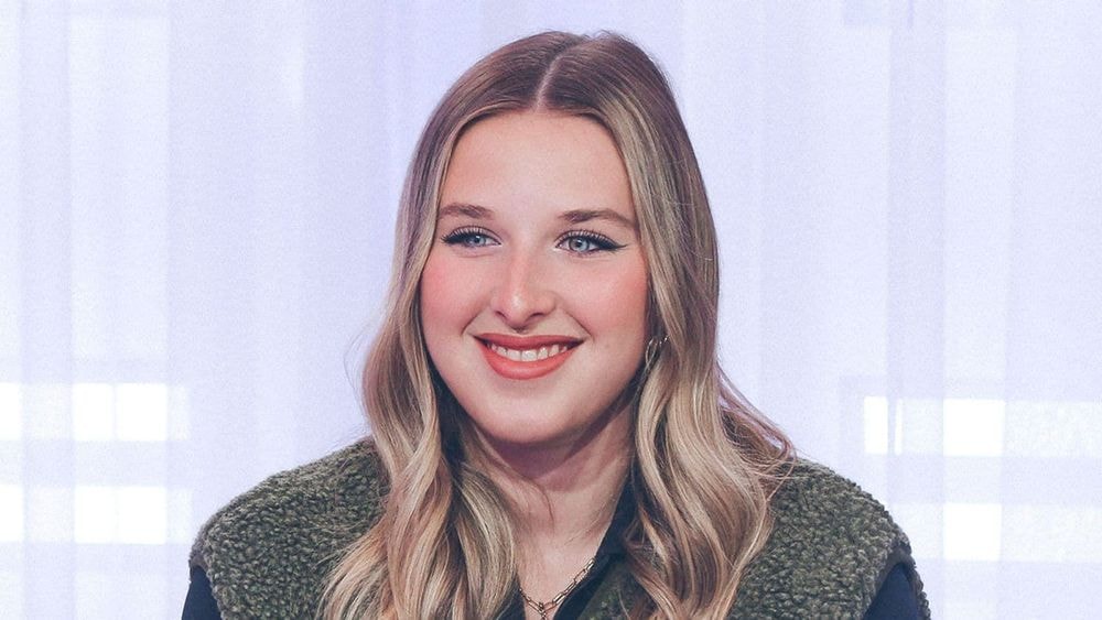"Elle réalise un rêve de gosse" : Héléna (Star Academy) prépare un nouveau projet, quelques semaines après avoir intégré la troupe des Enfoirés