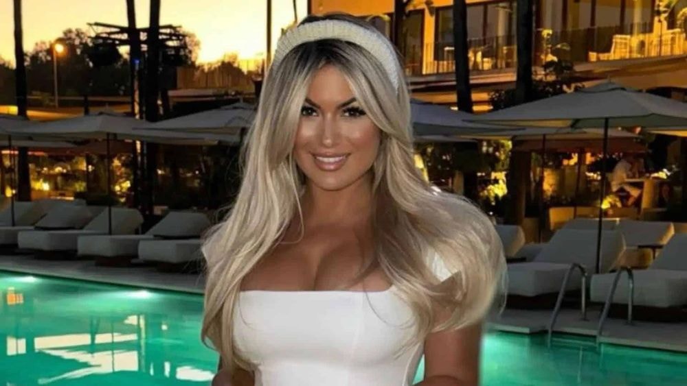 Carla Moreau : de nouveau en couple, elle s'affiche avec son nouveau chéri, regardez !