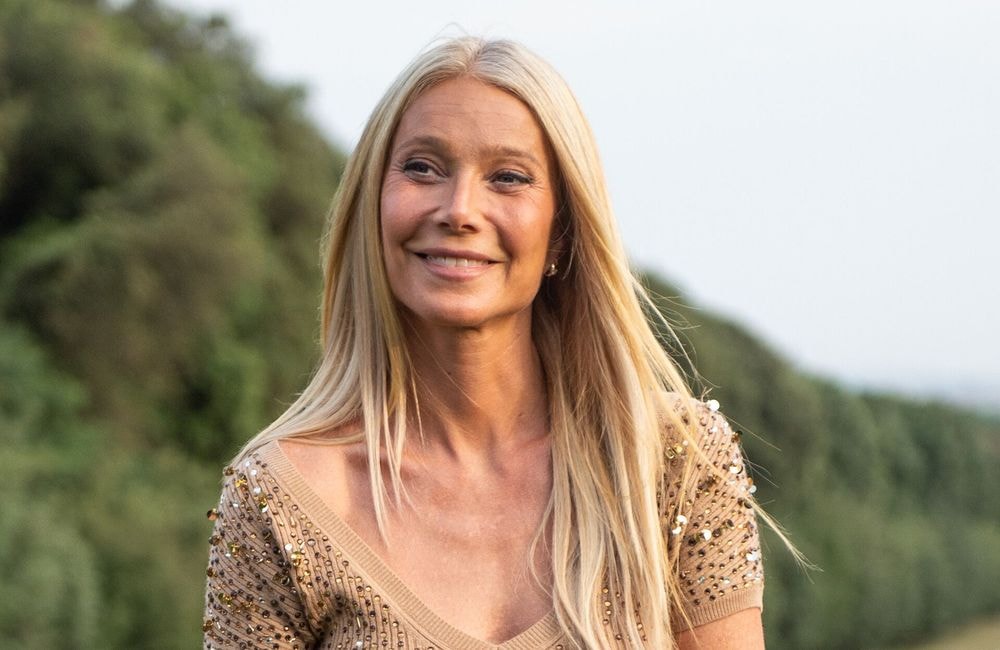 À 52 ans, Gwyneth Paltrow dévoile un selfie sans maquillage après un soin expert