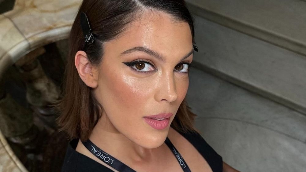 Iris Mittenaere serait-elle négligente avec son chien ? Elle réagit cash