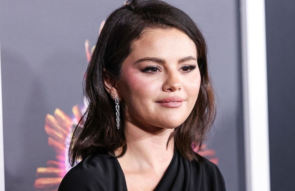 Selena Gomez critiquée sur son physique : « Cela me rend malade »