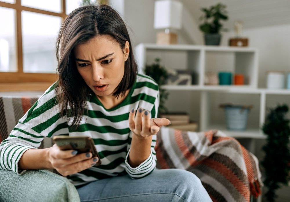 Fexting : pourquoi préfère-t-on se disputer par messages ?