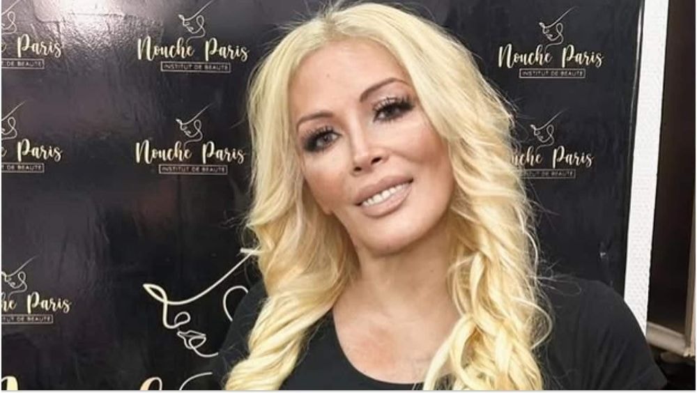 "Elle m’a sauvé de toutes les façons" : Loana amoureuse ? Son message sème le doute