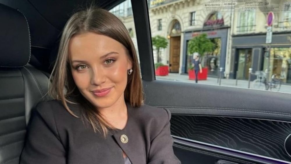 "J’ai connu une descente aux enfers" : Carla Lazzari revient sur une période très sombre de sa vie après la sortie de son tube Bim Bam Toi