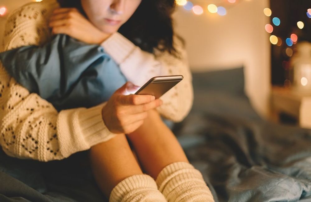 Mon ado passe son temps dans sa chambre, à quel moment dois-je m’inquiéter ?