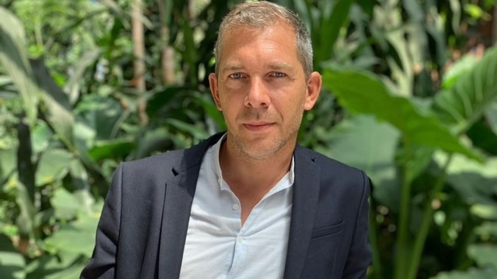 Les Traîtres : Romain Puértolas sans détour sur Frédérique Bel, "Hors-caméra…