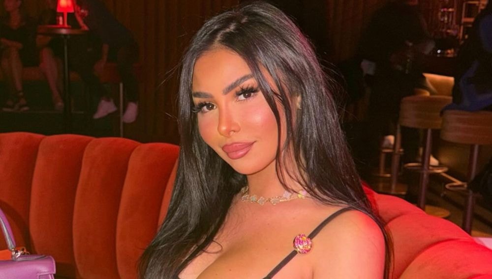 Maeva Ghennam enceinte : en larmes, elle fait un aveu qui choque les internautes !