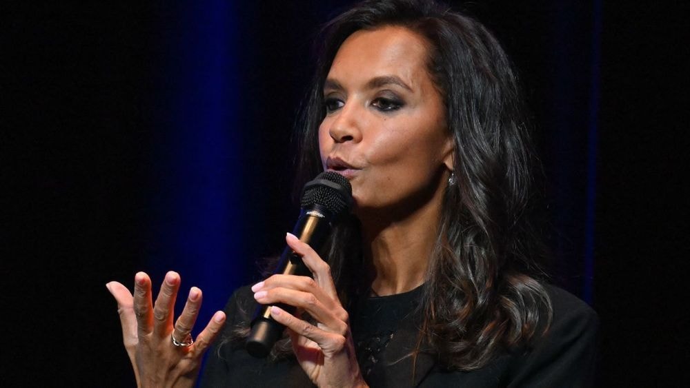 Karine Le Marchand prend la parole face aux accusations de racisme : “Les gens s’emballent”