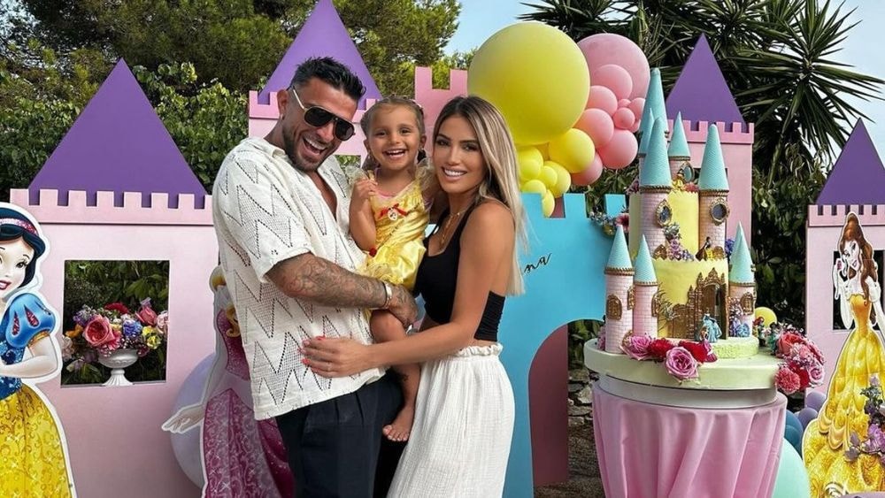 Manon Marsault : en conflit avec son mari, elle va se faire consoler chez son ex