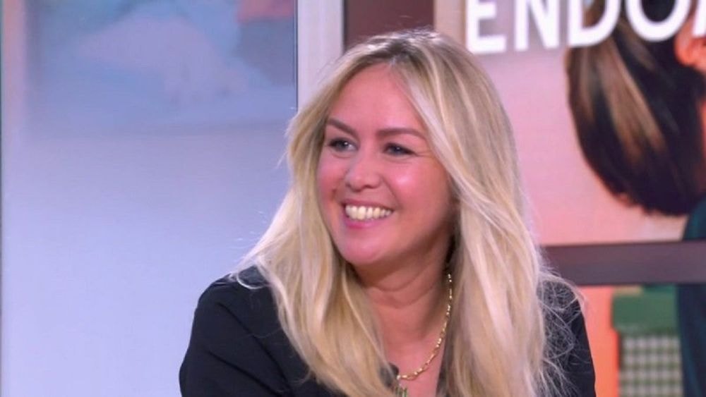 A 44 ans, Enora Malagré avoue son addiction à cette substance très répandue : "Je n'arrive plus à m'en passer"
